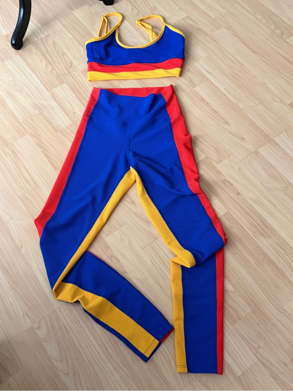 Beach Riot Blue Red Yellow Colorblock Legging Set